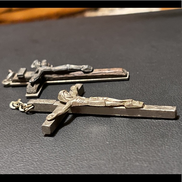 LOT of Lovely Religious Pieces - CRUCIFIX Pendants More - ITALY - Vintage - Picture 5 of 16